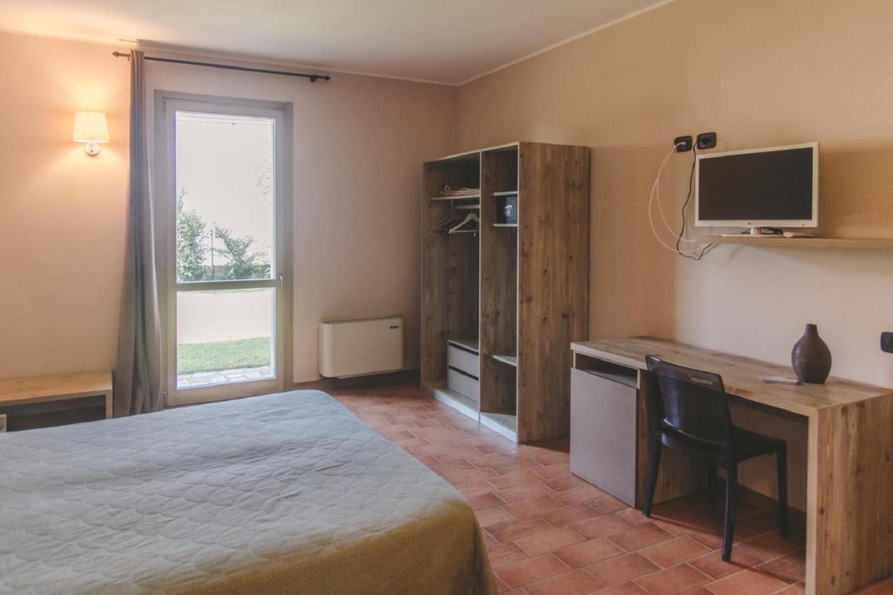 Agriturismo Bassanine Монтичелли-д’Онджина Экстерьер фото