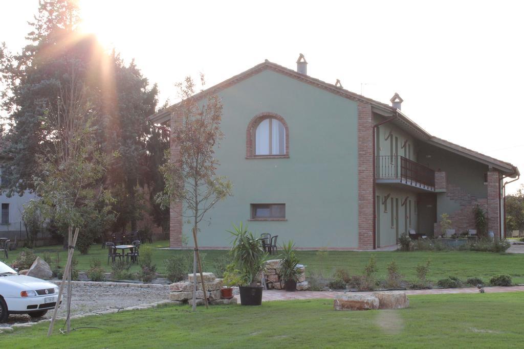 Agriturismo Bassanine Монтичелли-д’Онджина Экстерьер фото